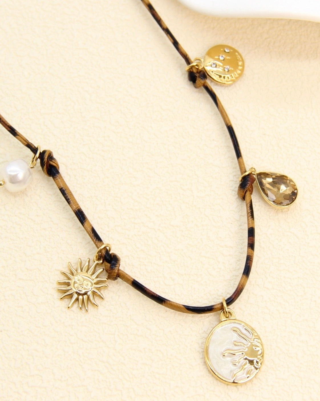 Collier CHILI