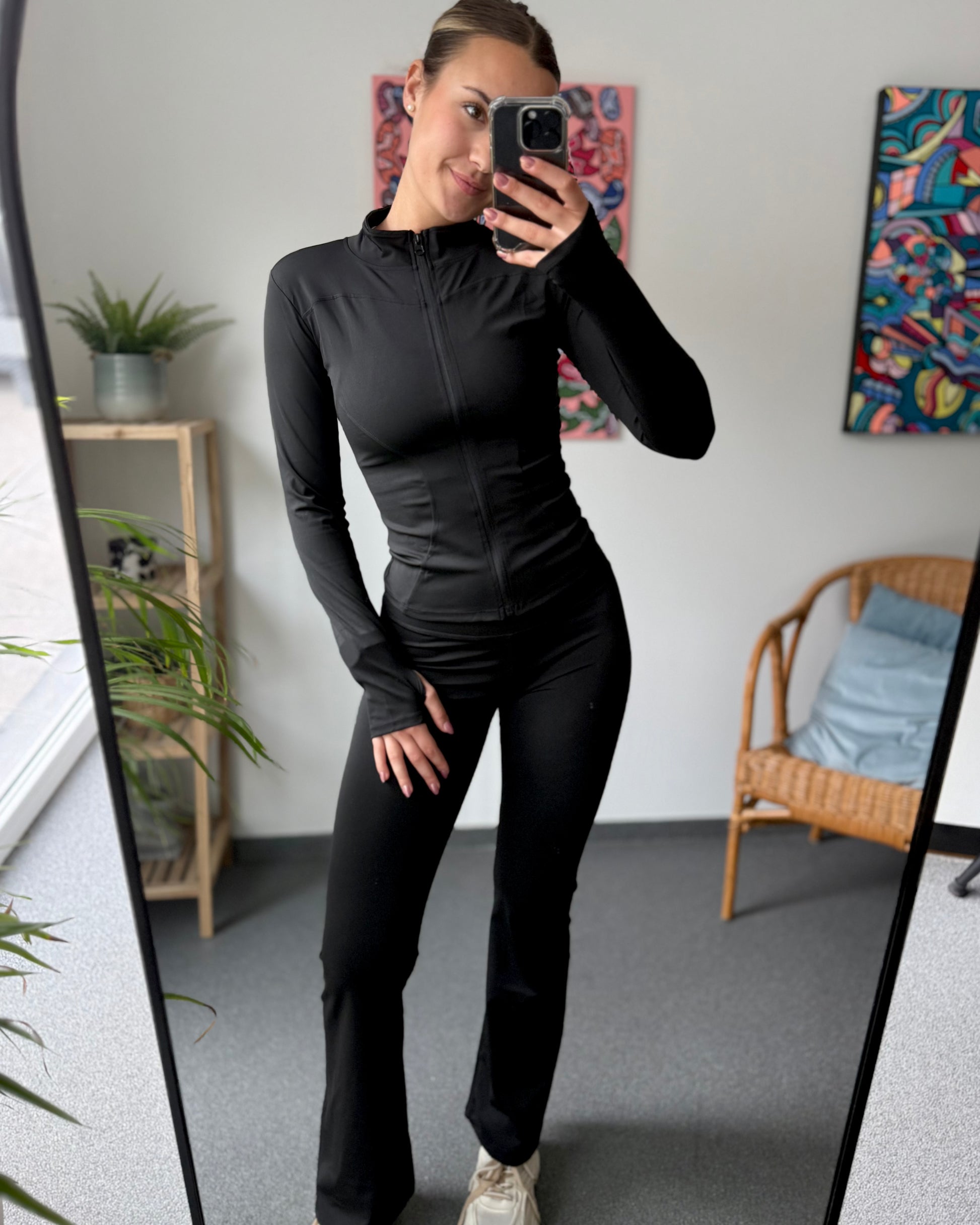 Tenue complète NONO – ensemble noir évasé femme chic et comfy
