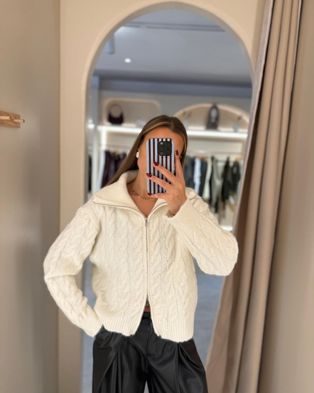 Pull CÉLINE