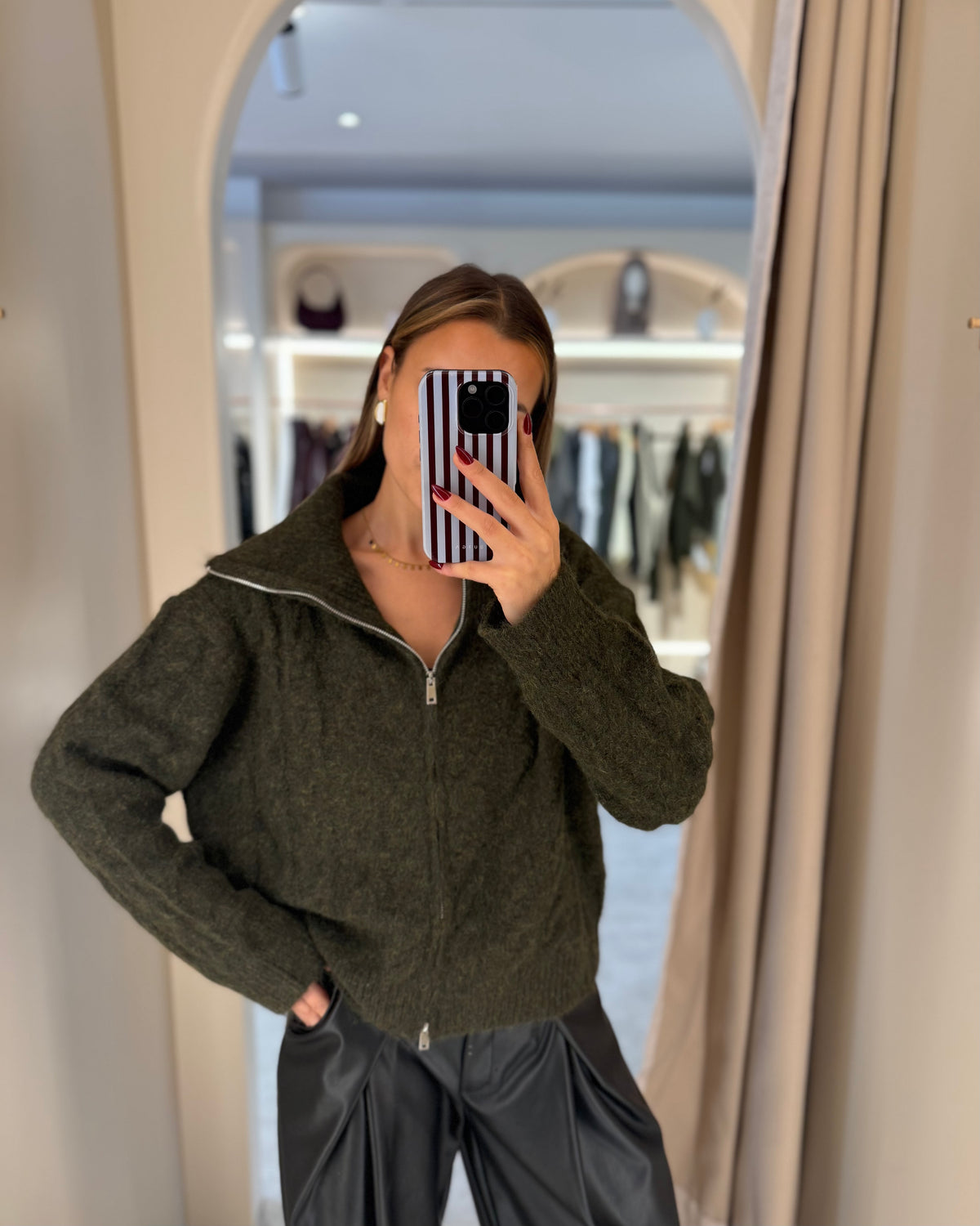 Pull CÉLINE
