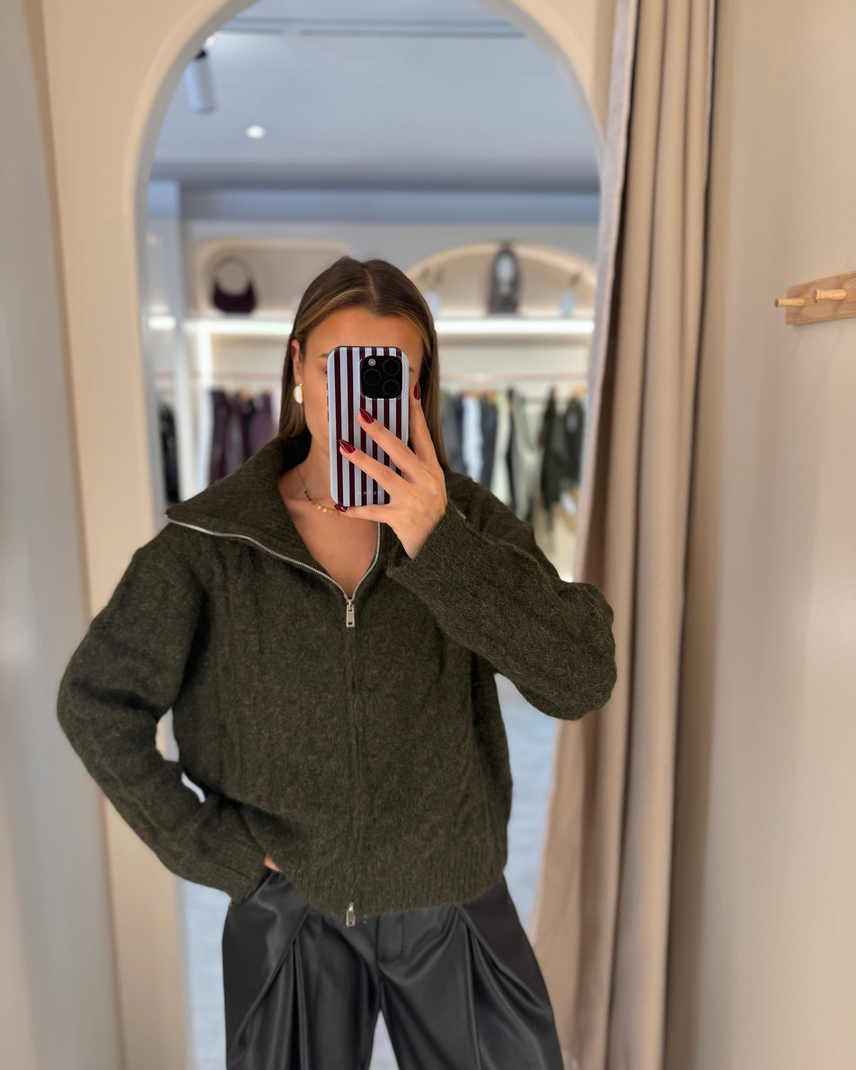 Pull CÉLINE